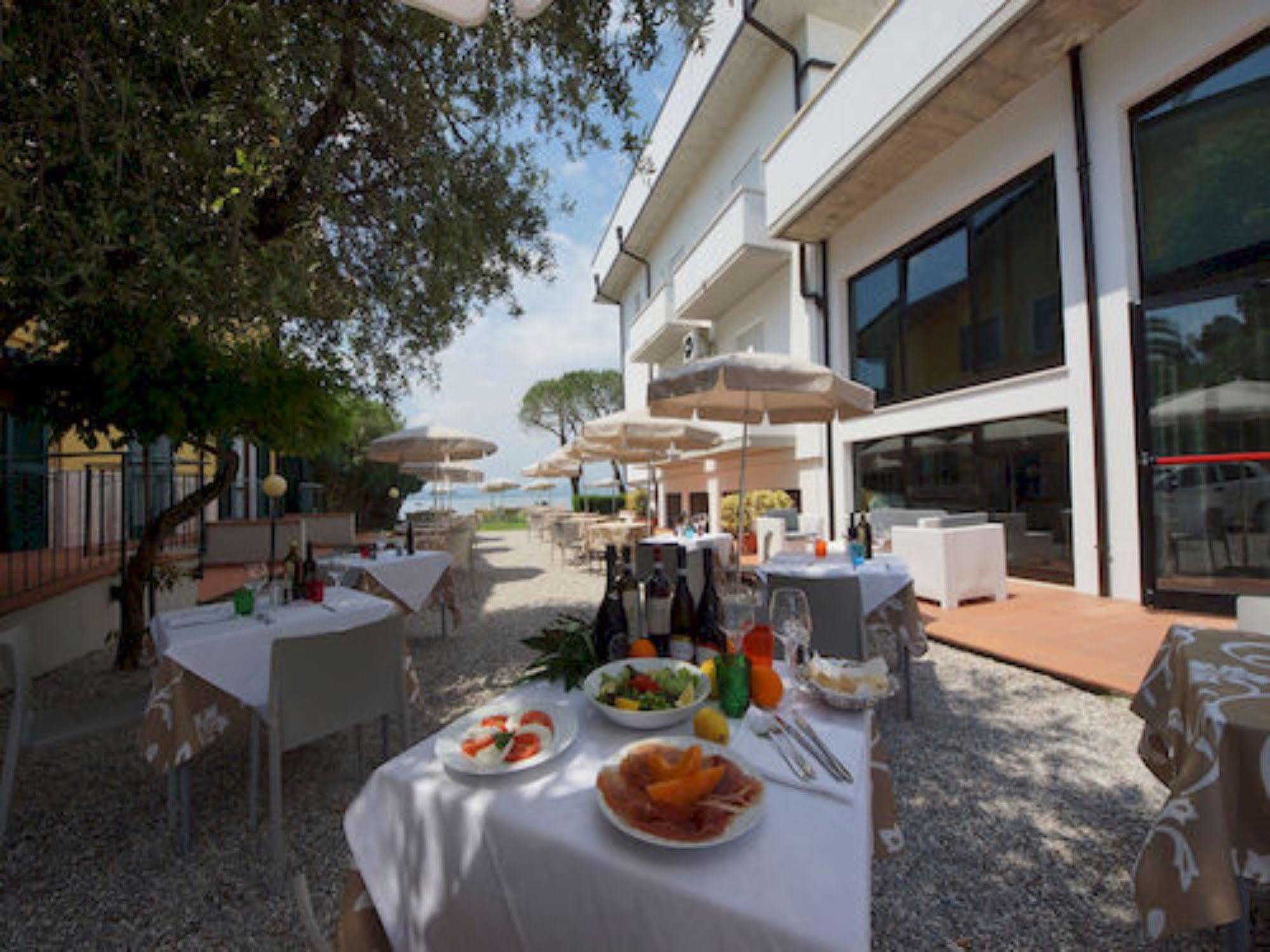 Hotel Saviola Sirmione Zewnętrze zdjęcie